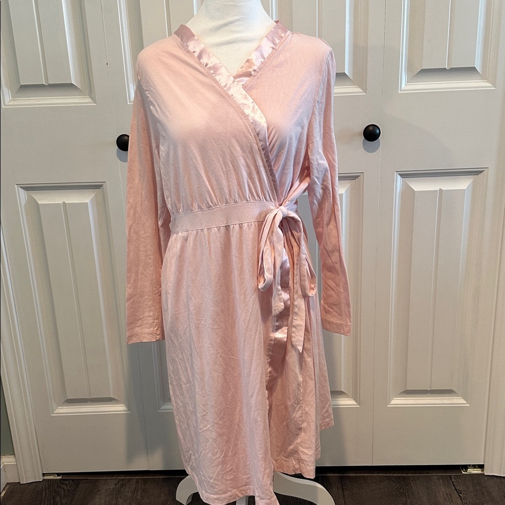 Oh Baby by Motherhood Maternity XL Pink Satin-Trimmed Robe